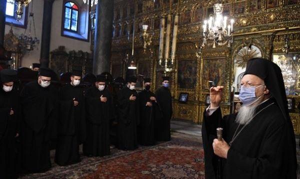 Экуменический патриарх объявил, что он лишь «временно терпит» на Украине епископов УПЦ МП 