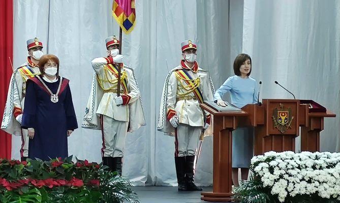 Майя Санду пообещала быть честным президентом Молдовы
