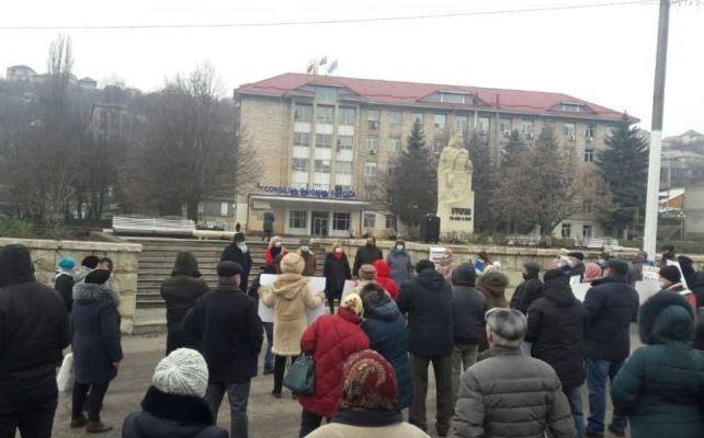 Молдаване потребовали вернуть русский язык