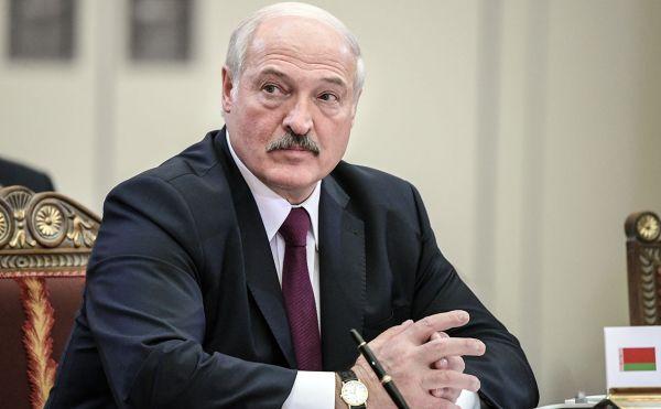 Лукашенко анонсировал проведение социологического исследования в стране