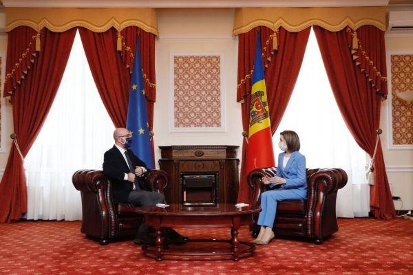 Глава Евросовета в Кишинёве заверил Санду в поддержке ЕС