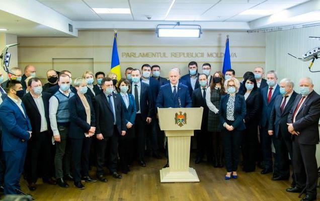 В Молдове депутаты выступили против роспуска парламента