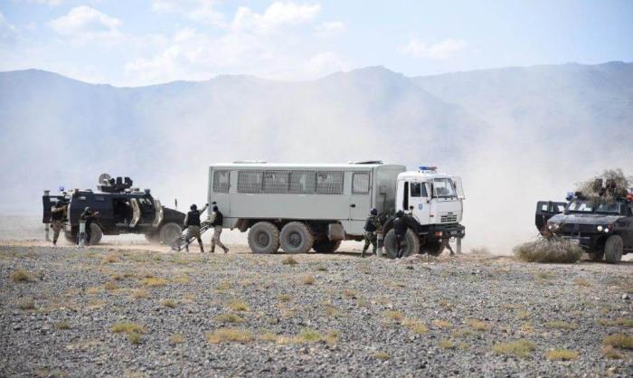 28 апреля на границе Киргизии и Таджикистана вспыхнул вооружённый конфликт. 