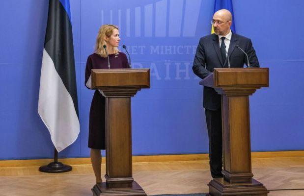Эстония готова опекать русофобскую Украину