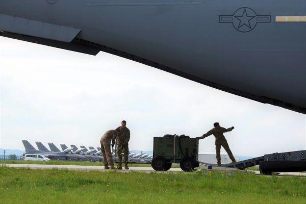 США модернизируют военные базы в Румынии