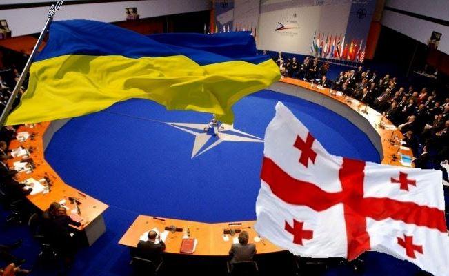 Cumhuriyet: вступление Украины и Грузии в НАТО грозит Турции полным американским окружением