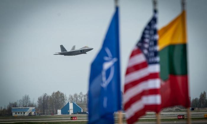 О «блестящей работе» ПВО НАТО в Литве