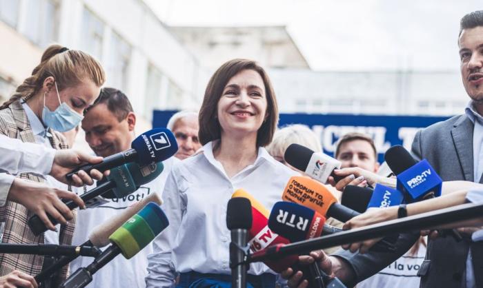После молдавских выборов в Вашингтоне и Бухаресте рекой льётся шампанское