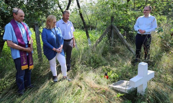 Варшава призывает к формированию общей польско-украинской исторической памяти