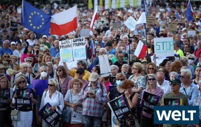 Die Welt: Варшава скоро распугает всех партнёров и союзников