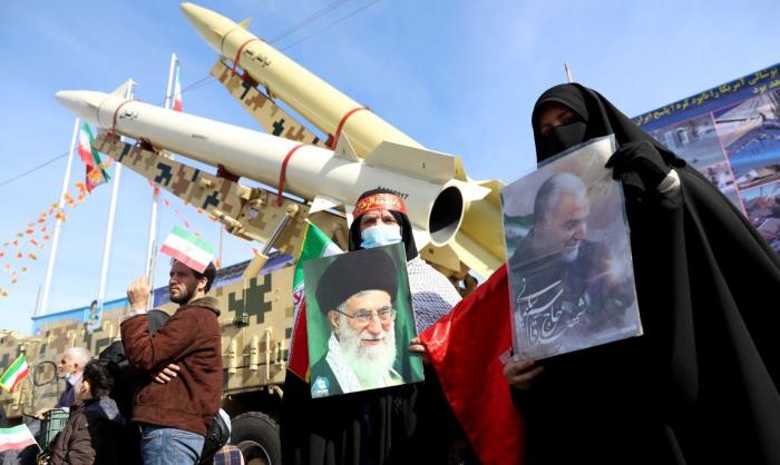 В Иране поддерживают курс на развитие ядерных и ракетных технологий
