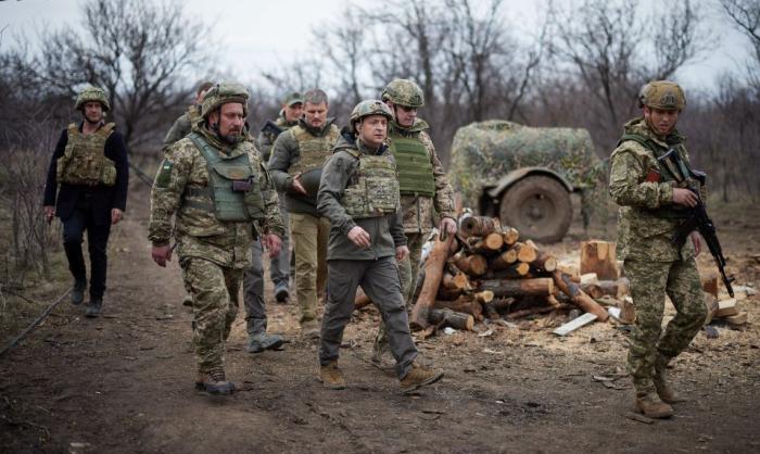 Зеленский о возможности войны между Украиной и Россией: «Считаю, что может быть…»