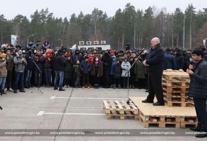Мигранты призвали лидеров ЕС быть похожими на Лукашенко