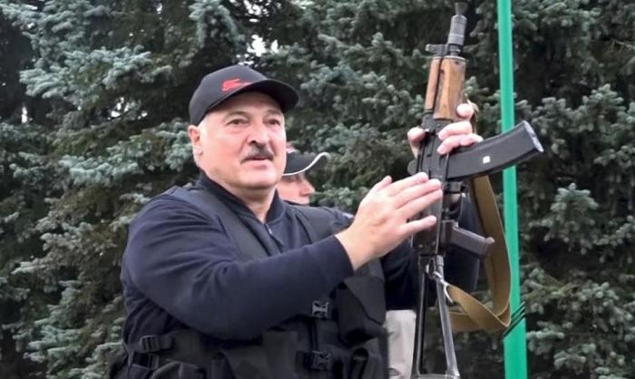 Лукашенко готов сражаться за власть до последнего