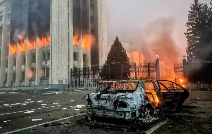 Адвокаты Казахстана: События в Алма-Ате являются терроризмом