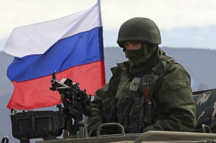 Армия России входит в города Украины, а Британия предлагает Зеленскому убежище