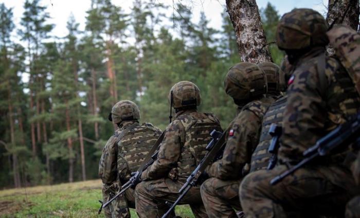 Скрыть приготовления Варшавы с намерением «повоевать с Россией» нельзя