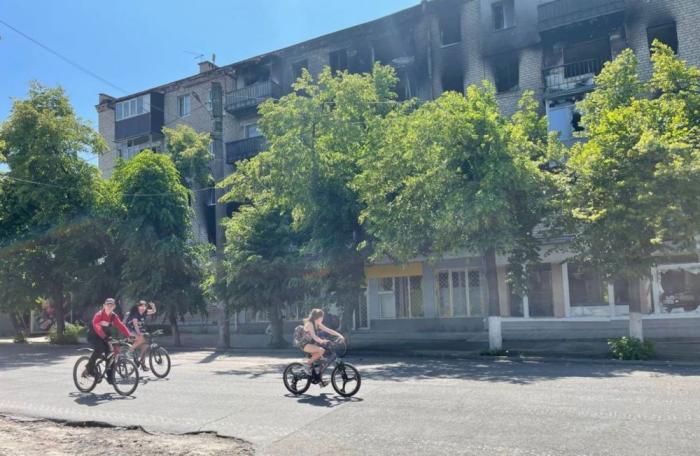 На заглавном фото: Освобождённый Изюм. Телеграм-канал Старше Эдды