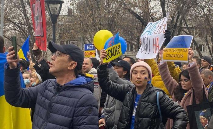 Антироссийский митинг в Казахстане