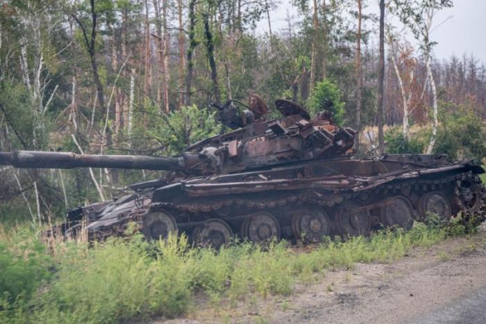 Т-64 ВСУ, трасса на Северодонецк.