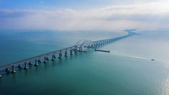 Крымский мост не дает покоя боевым фантазерам Киева