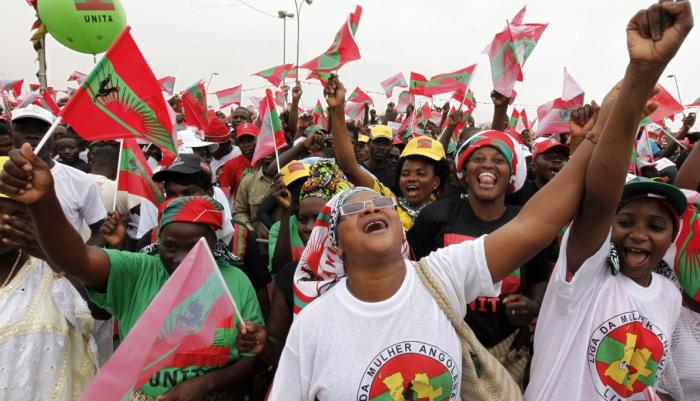 Опросы подтверждают снижение популярности правящей в Анголе партии МПЛА, а активность оппозиции набирает темпы.