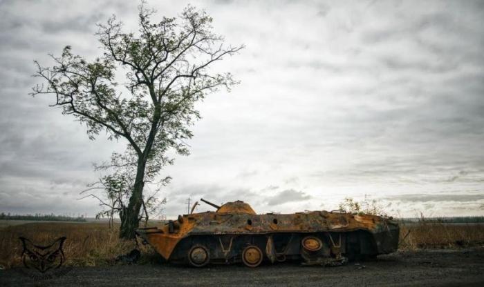 Уничтоженный украинский БТР-70 в Херсонской области