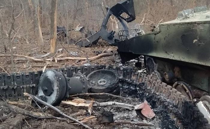 Фрагменты уничтоженной польской САУ AHS Krab в зоне СВО