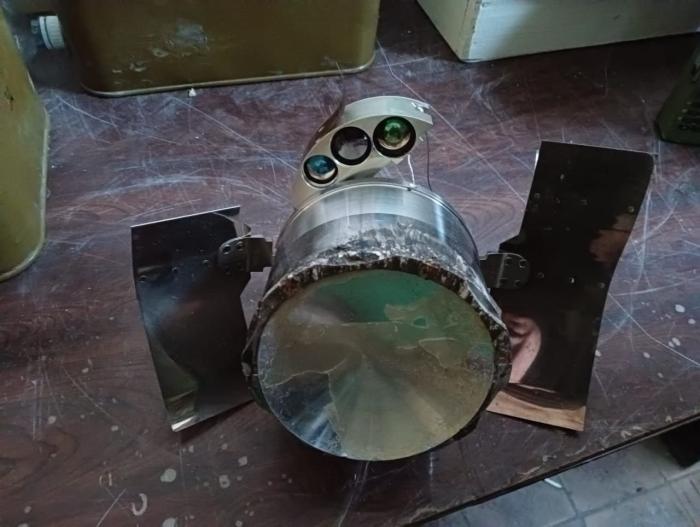 Обнаруженные на Донецком направлении элементы от 155-мм высокоточных кассетных боеприпасов BONUS совместного шведско-французского производства (Bofors/Nexter Group), которые артиллерия ВСУ использует для обстрелов Донецка, colonelcassad