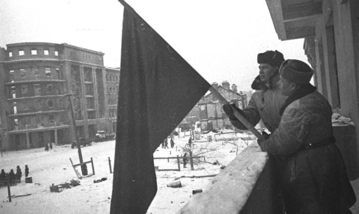 Для советского народа Сталинград стал символом мужества и Победы
