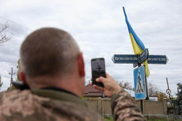 В Херсоне запрещают фотографировать и не прекращают арестовывать