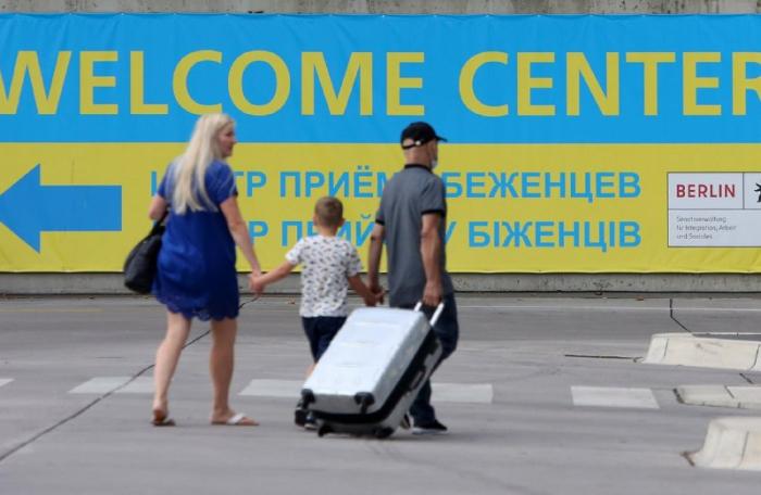 Поддержка украинских беженцев в мире снижается, Польша – не исключение