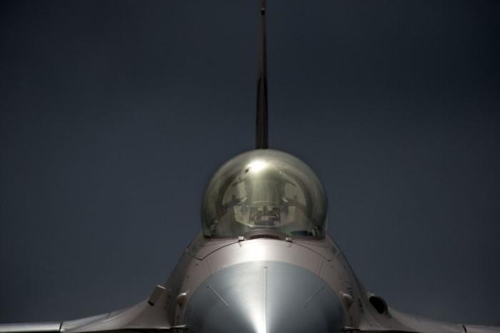 Киевские аппетиты растут: еще не получив F-16 уже ждут F-18