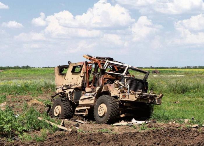 MRAP International MaxxPro ВСУ, уничтоженный на Запорожском направлении, источник - Военный Осведомитель