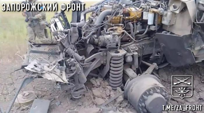 Повреждённый бронеавтомобиль Oshkosh M-ATV ВСУ на Запорожском направлении