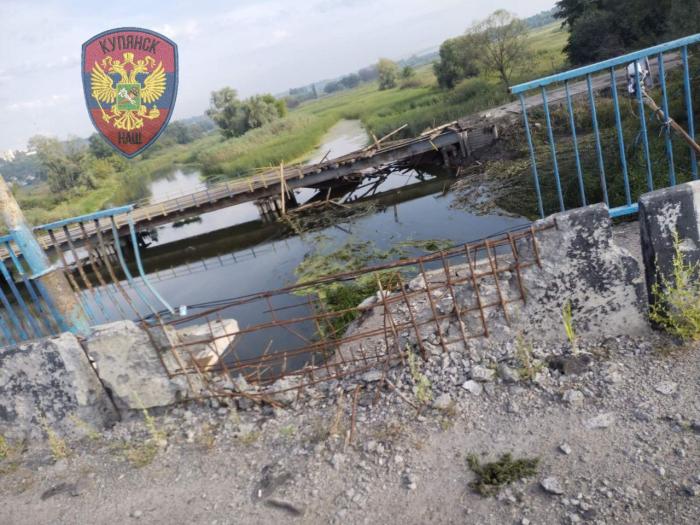 Фотографии повреждённой переправы через Оскол в Купянске, по ней был нанесён авиаудар