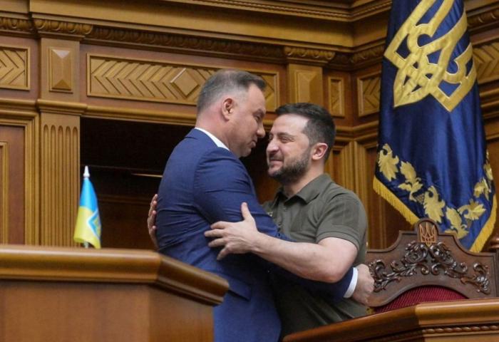 Niezależny Dziennik Polityczny: Правительство Польши предпочитает украинцев, а не поляков