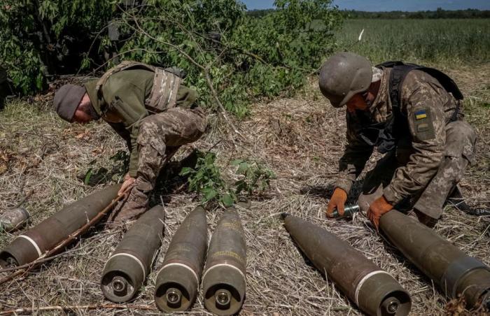 Шансы на благоприятный для Украины исход рассеиваются из-за серьёзного отставания в сфере вооружений и человеческих ресурсов.