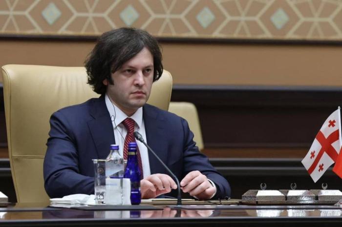 Ираклию Кобахидзе намекают на словацкий сценарий