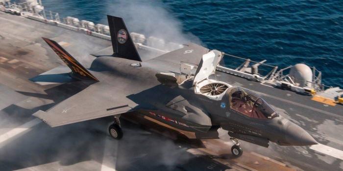 Пентагон отказался от бракованных истребителей-невидимок F-35, но союзникам по НАТО их впаривают по-прежнему