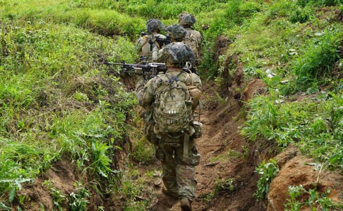 НАТО планирует перебросить войска для войны с русскими через Венгрию