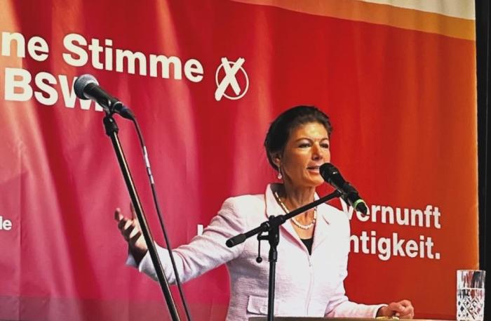 Сара Вагенкнехт