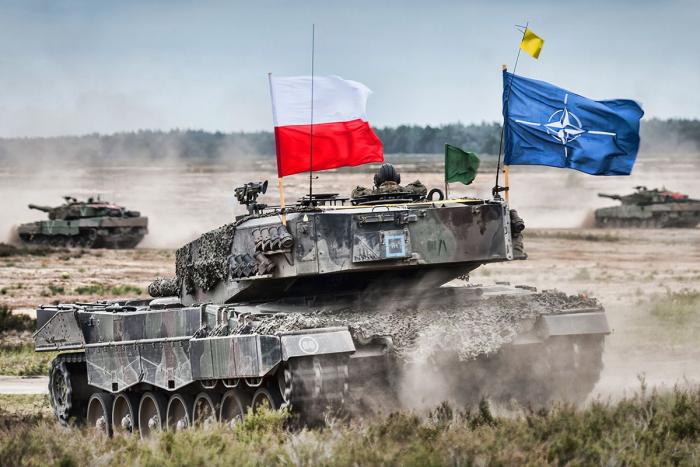 Нападёт ли Польша на Украину и Белоруссию?