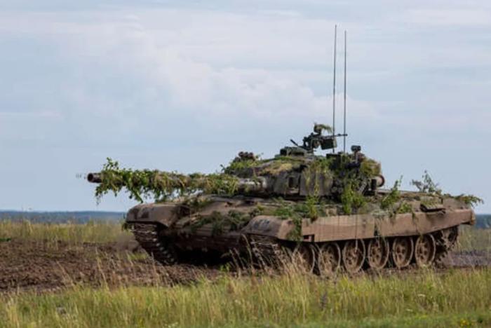 Польша платила Зеленскому наличными за подбитую российскую технику