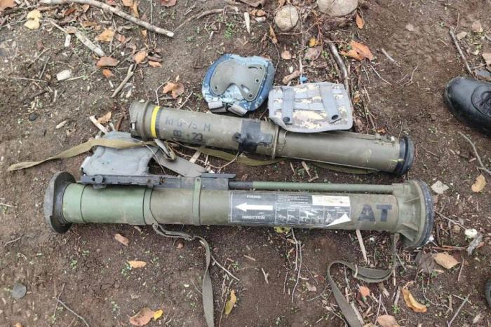 Росгвардейцы обнаружили схрон с боеприпасами и натовским оружием в Запорожской области