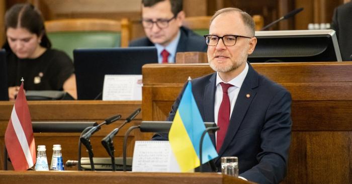 После выхода из Оттавской конвенции Латвия могла бы закупать неуправляемые противопехотные мины у Польши и Финляндии или производить их в Латвии, заявил министр обороны Андрис Спрудс.