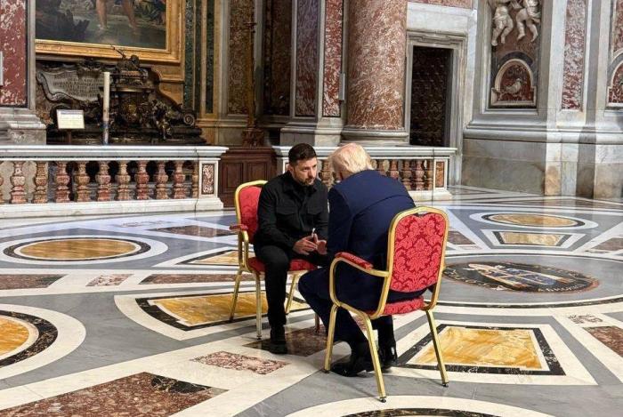 Похоронная дипломатия, или Капитулирует ли Зеленский к 9 Мая?