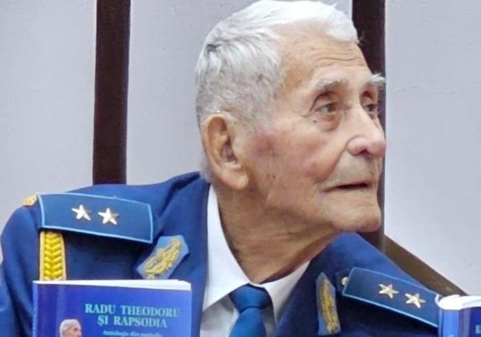 Главным организатором и вождём всех этих намечаемых злодейств объявлен отставной (аж с 1951 года) румынский генерал авиации Раду Теодору, которому в январе 2025 года исполнился ровно 101 год. 