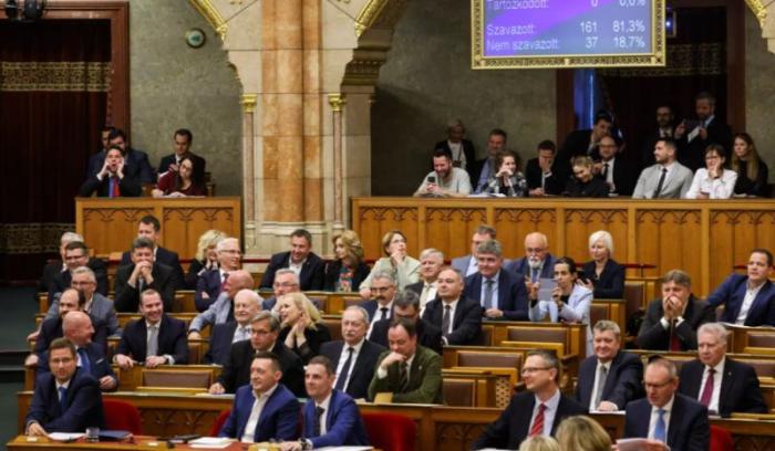 Парламент Венгрии одобрил начало процедуры выхода страны из Международного уголовного суда (МУС). 