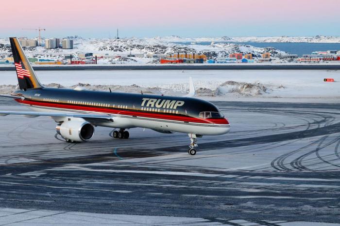 Схватка за Гренландию: Дания ищет защиты от Америки у Китая?